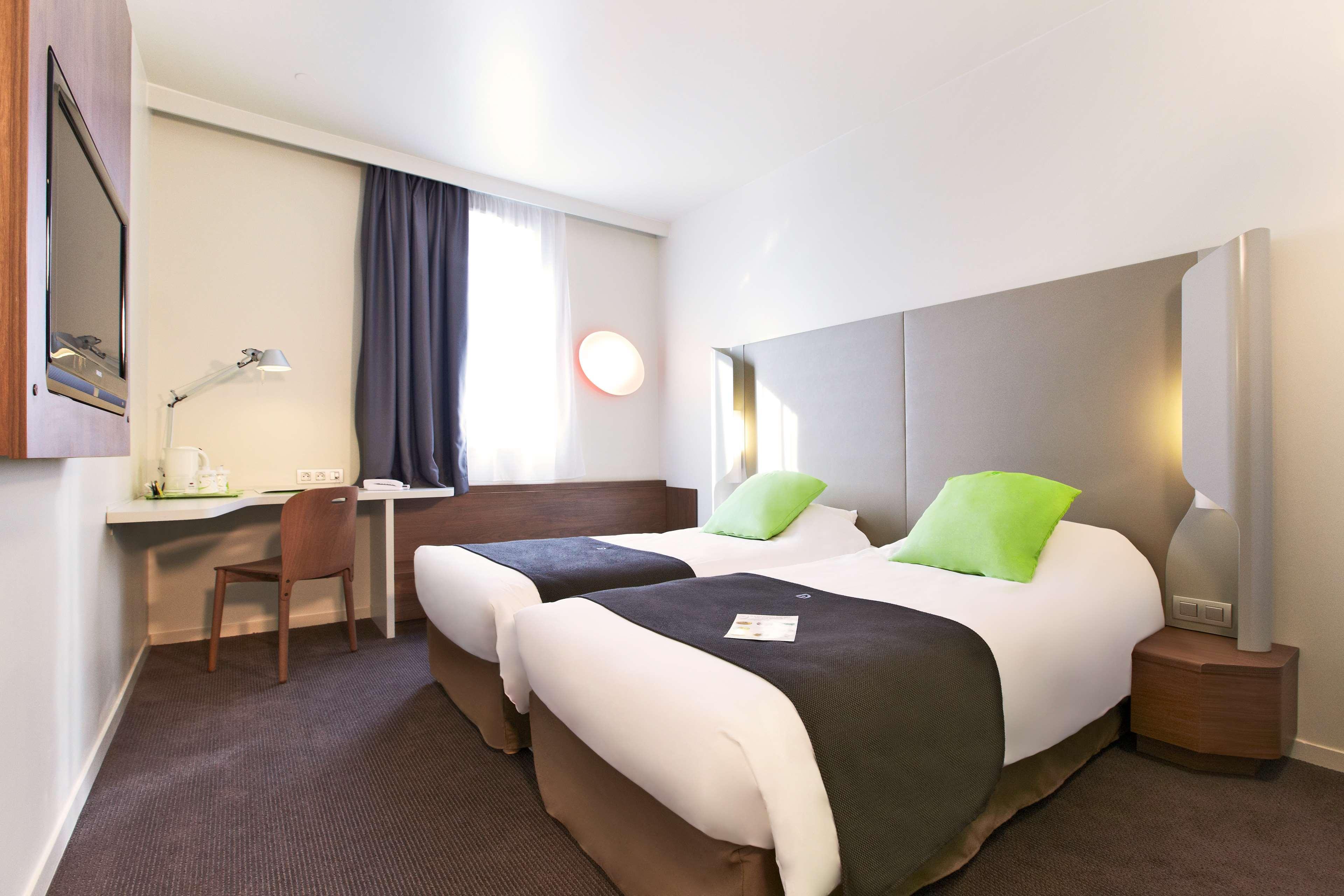 Campanile Gueret Hotell Eksteriør bilde