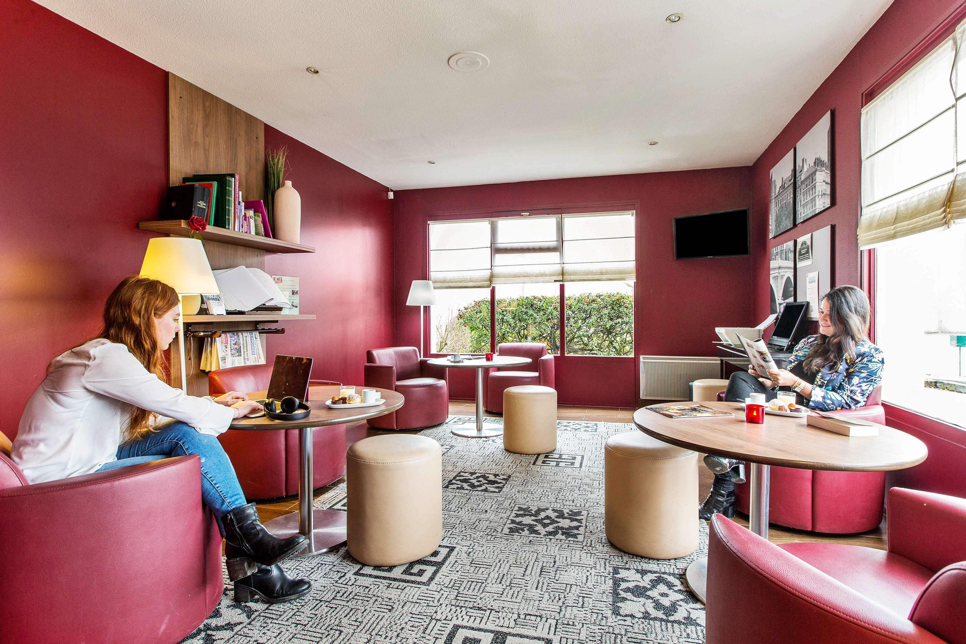 Campanile Gueret Hotell Eksteriør bilde