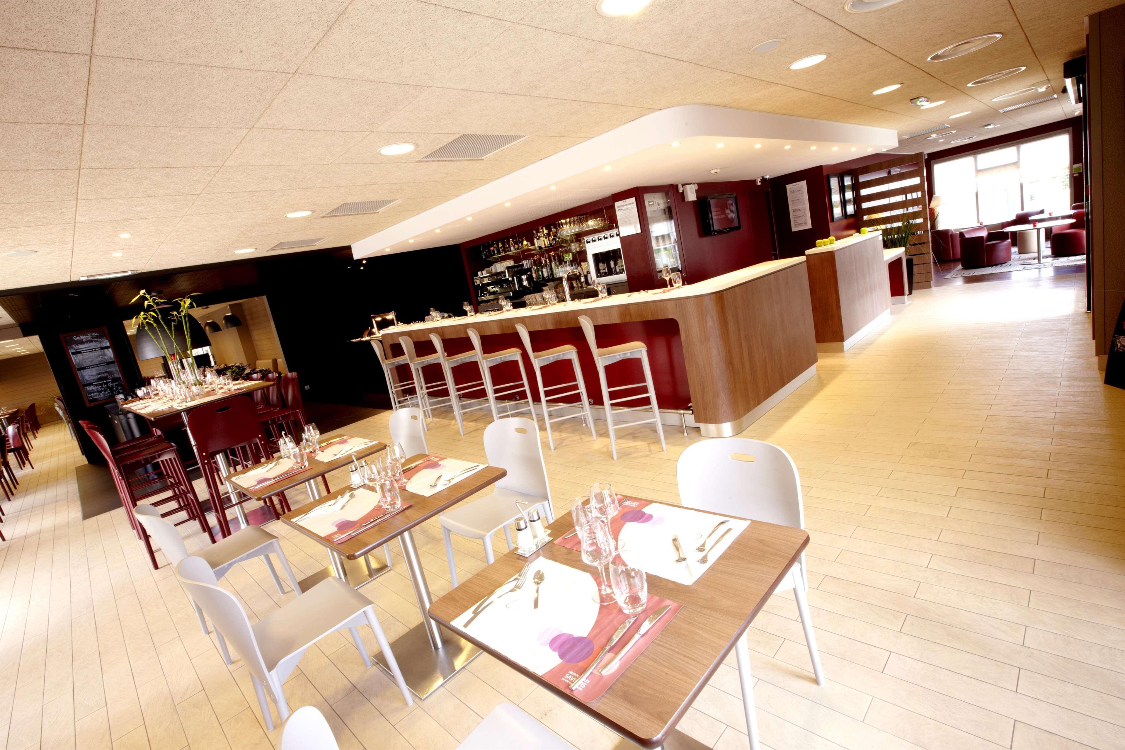 Campanile Gueret Hotell Restaurant bilde