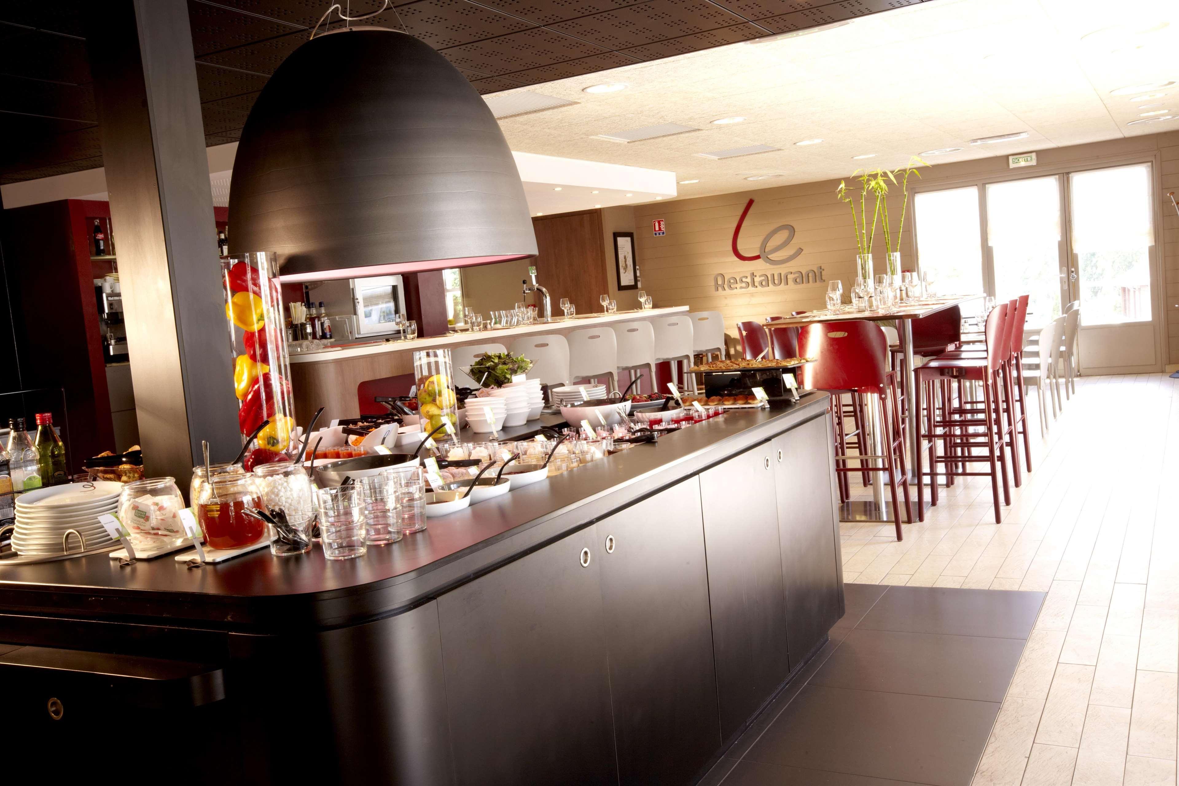 Campanile Gueret Hotell Restaurant bilde